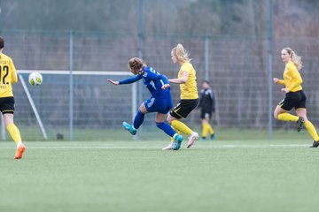 Bild 386 - F SSC Hagen Ahrensburg - SV Frisia Risum-Lindholm : Ergebnis: 1:2